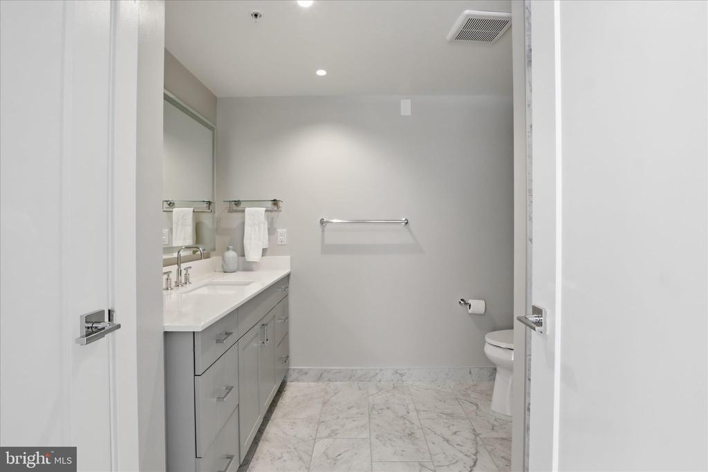 925 N FAIRFAX STREET 311