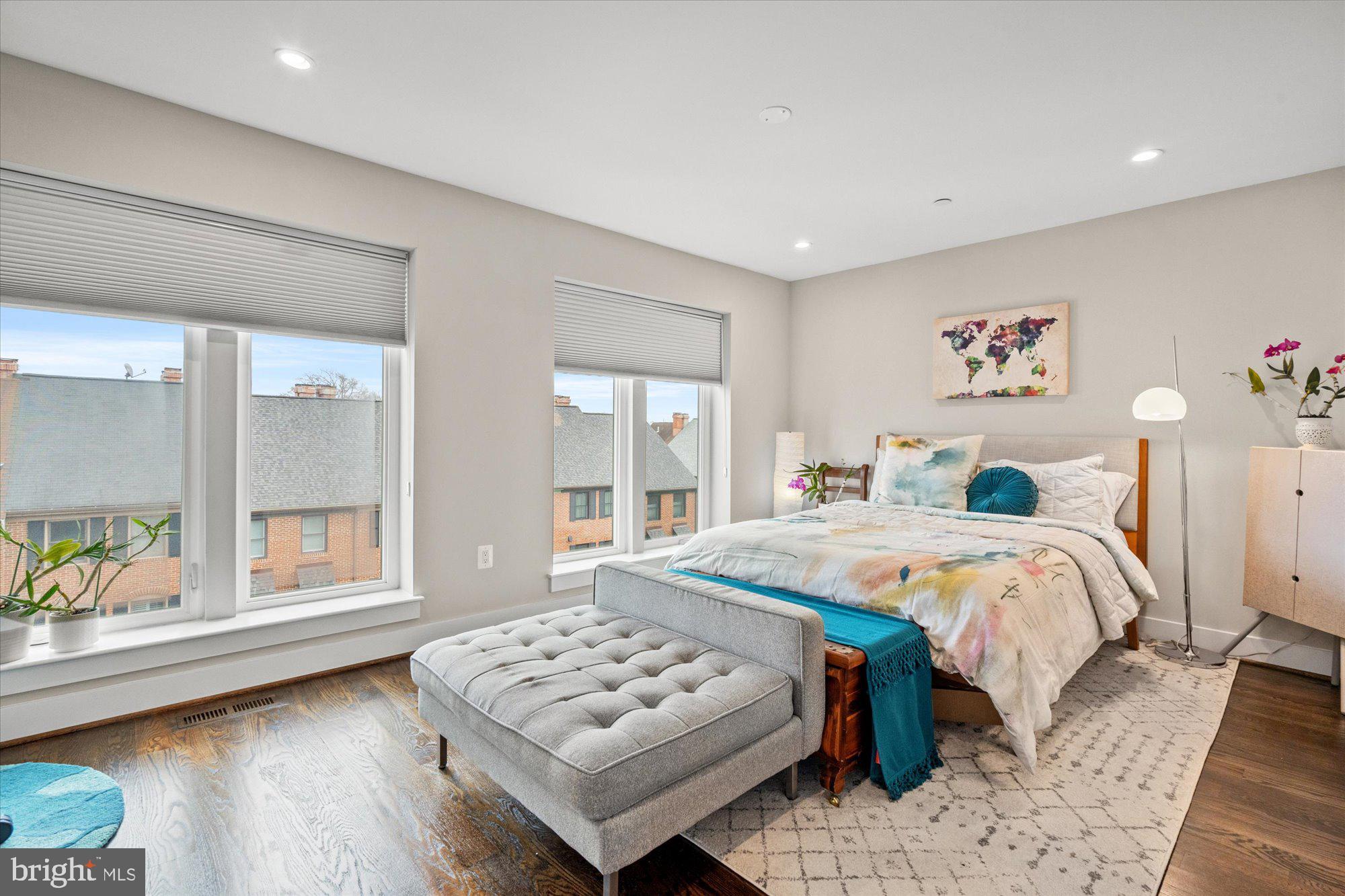 607 SLADE COURT