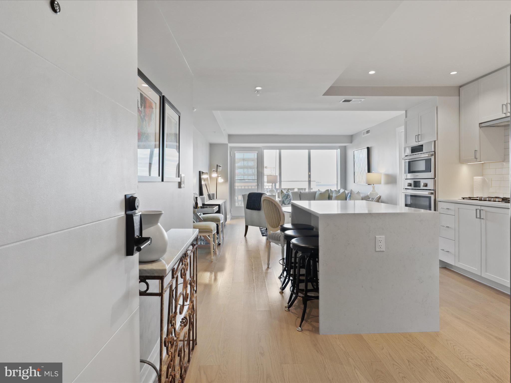 925 N FAIRFAX STREET 704