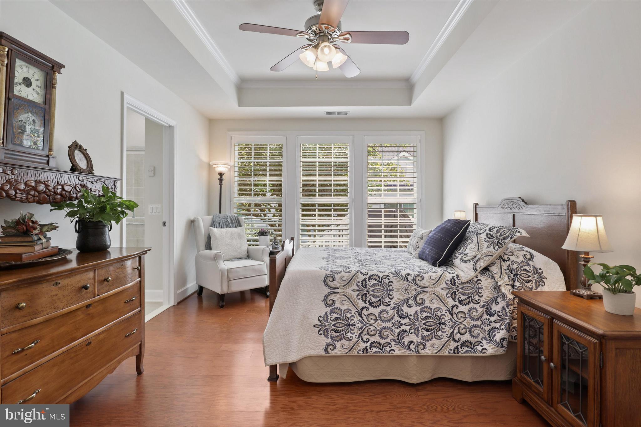 8883 White Orchid Place