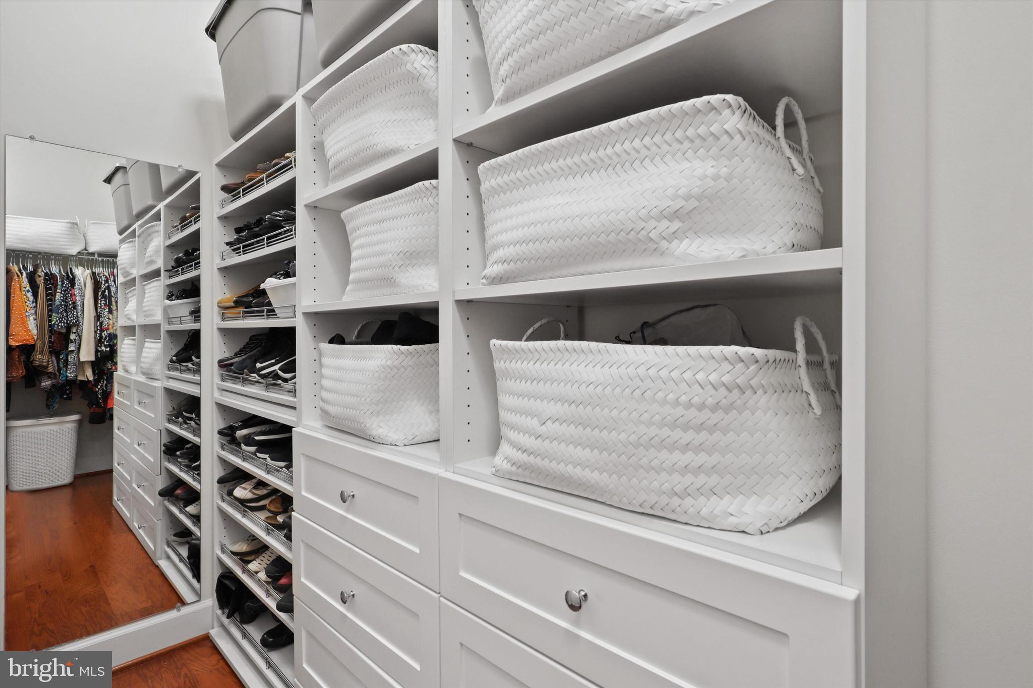 8883 White Orchid Place