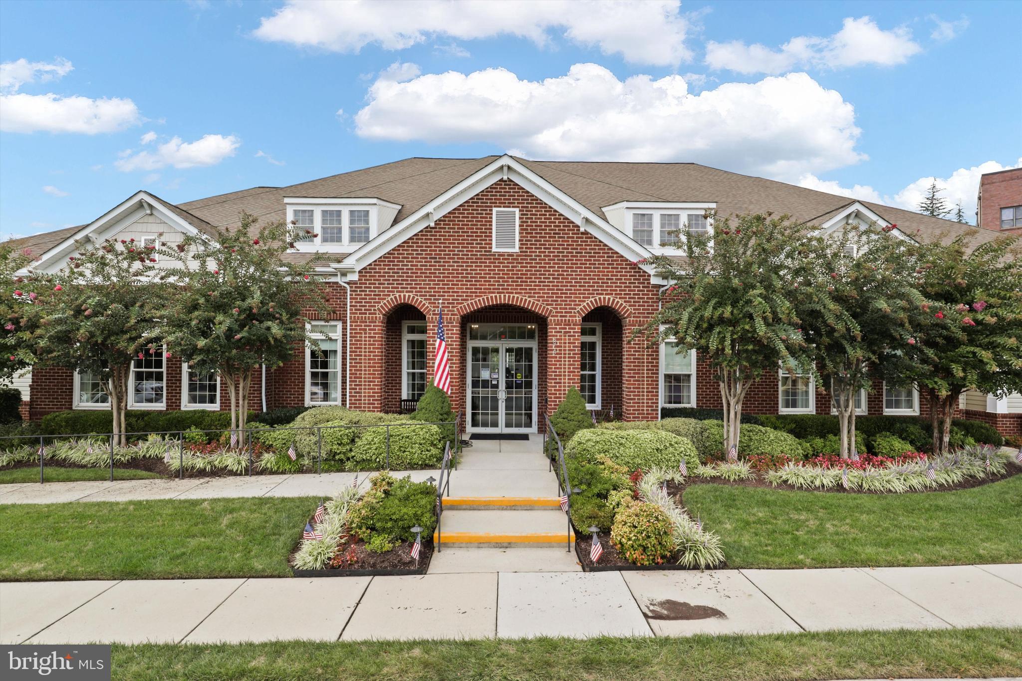 8883 White Orchid Place