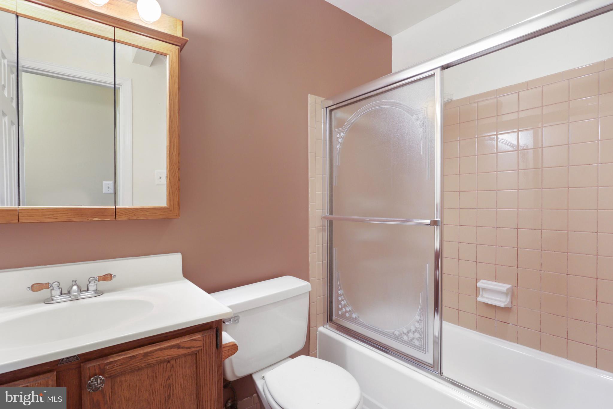 3308 Woodburn Village Dr #32