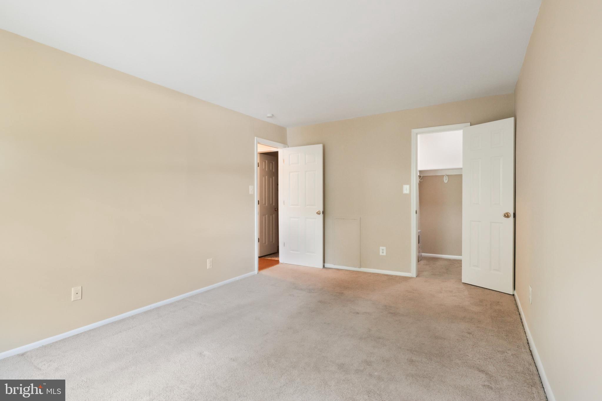 3308 Woodburn Village Dr #32