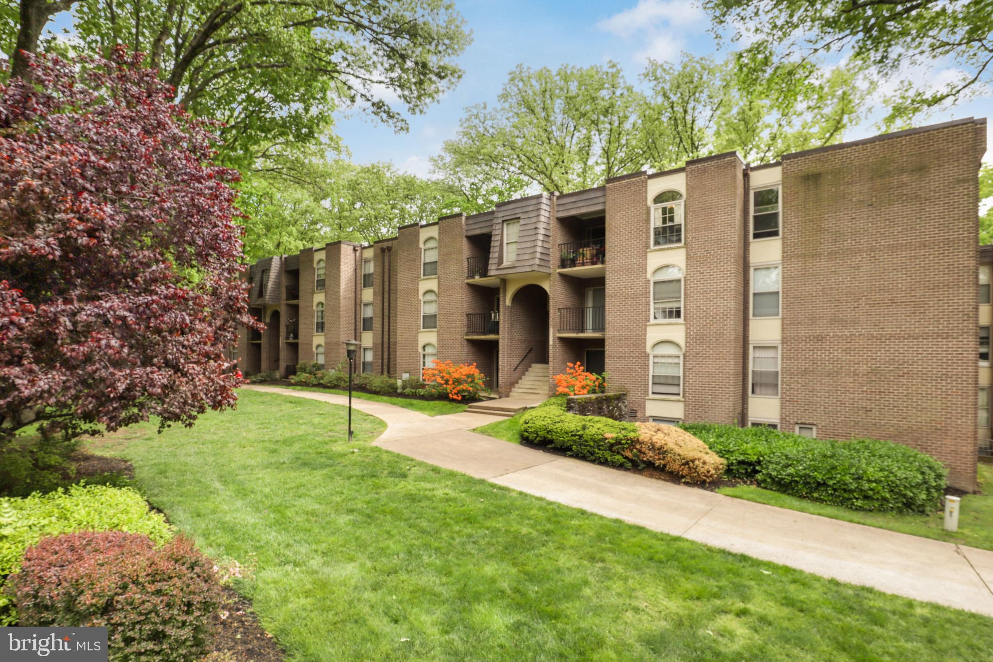 3308 Woodburn Village Dr #32