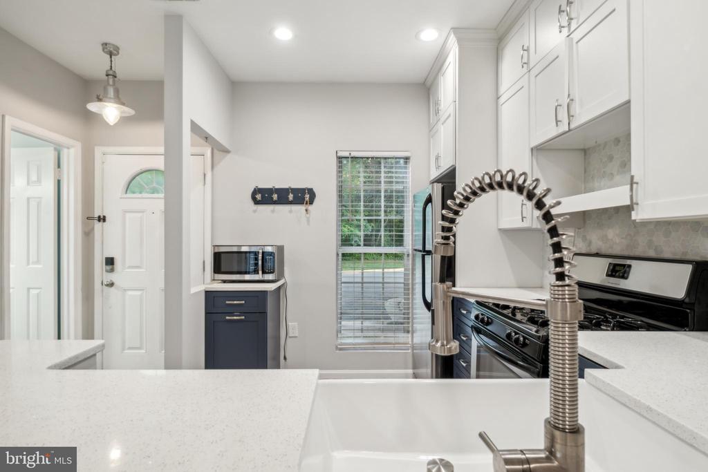 7150 WESTFIELD CT