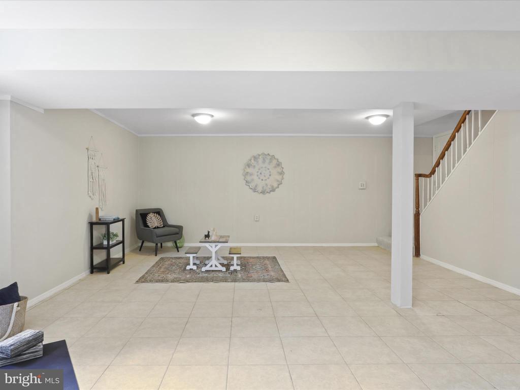 4993 Dequincey Dr
