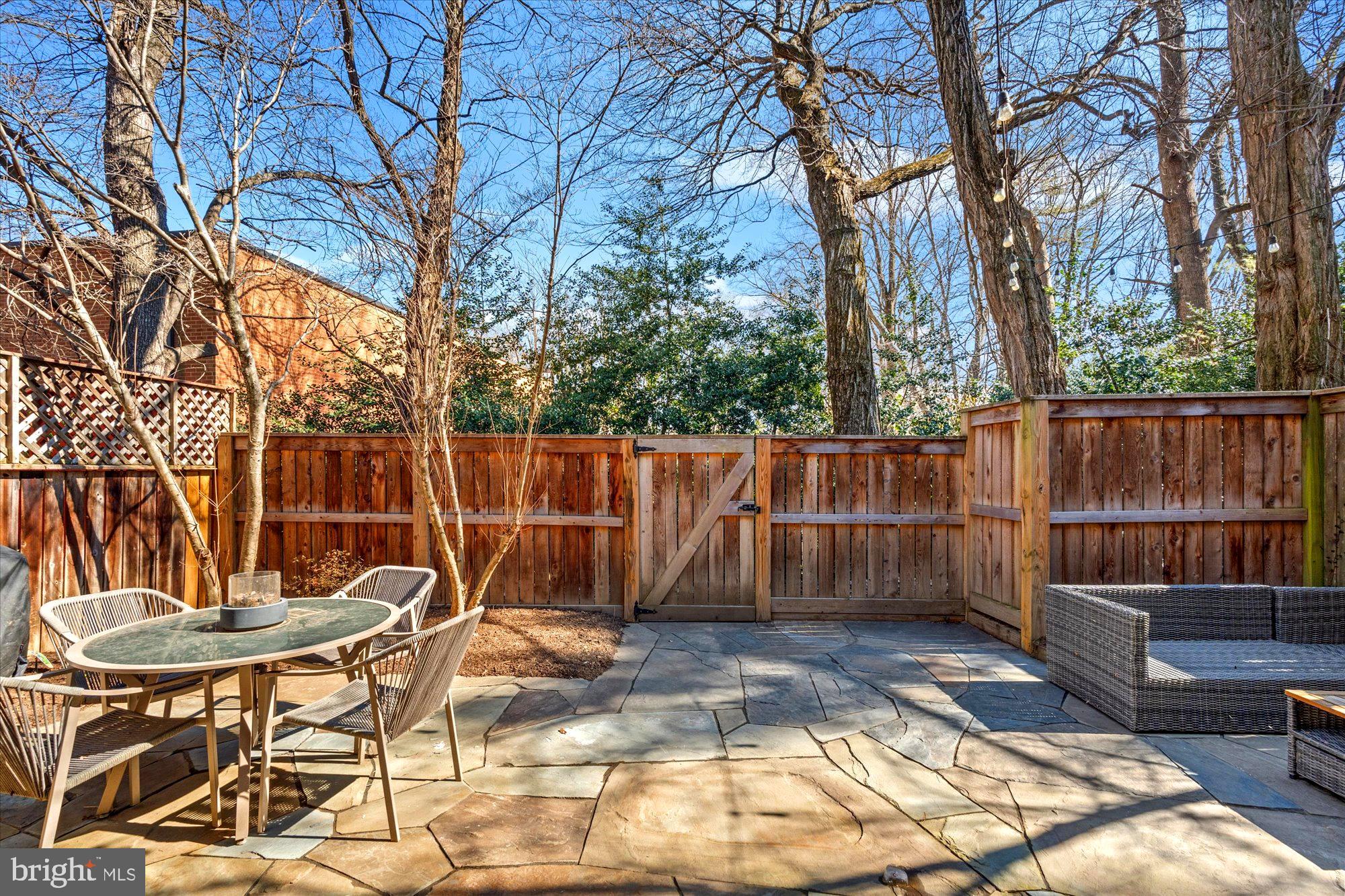 1567 McLean Commons Ct