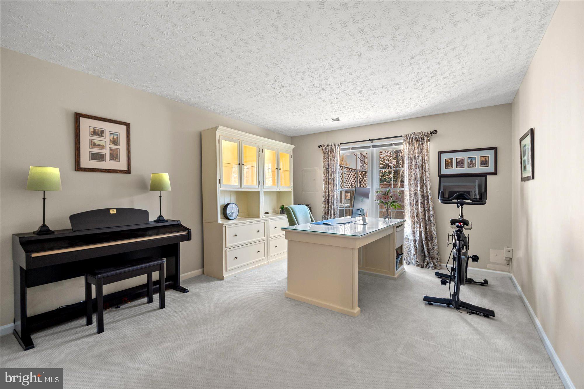 1567 McLean Commons Ct