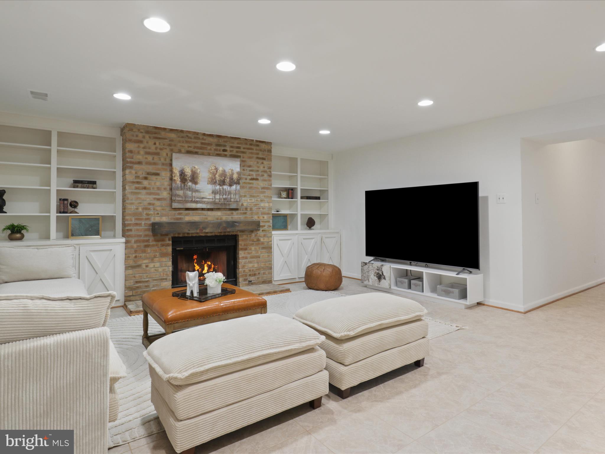 1564 McLean Commons Ct