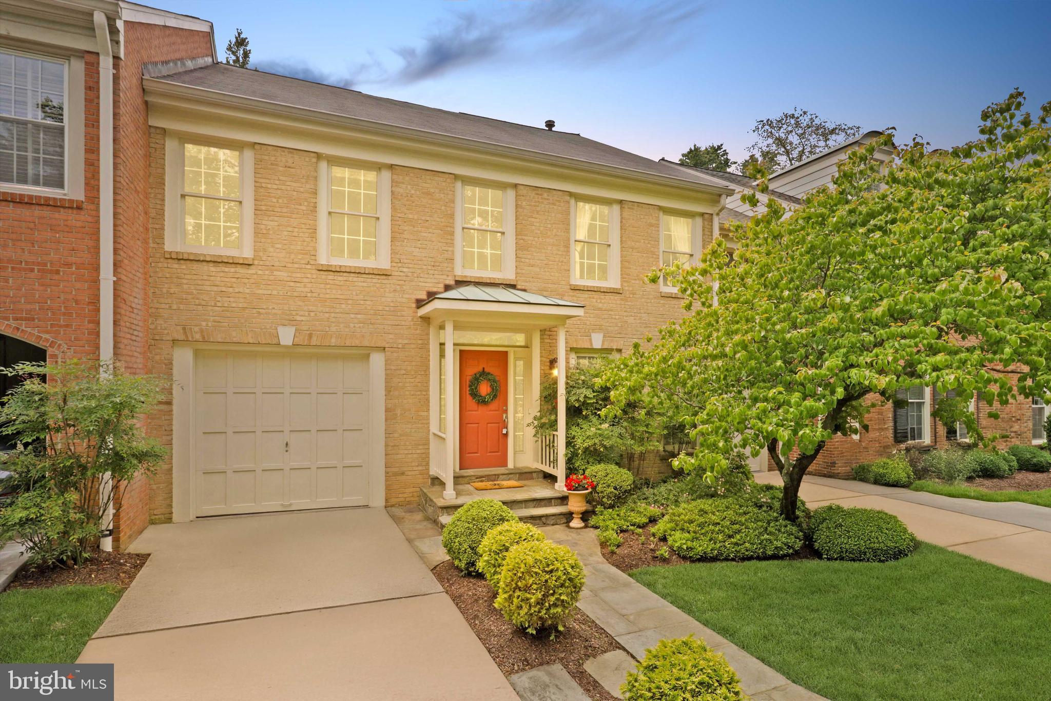 1564 McLean Commons Ct