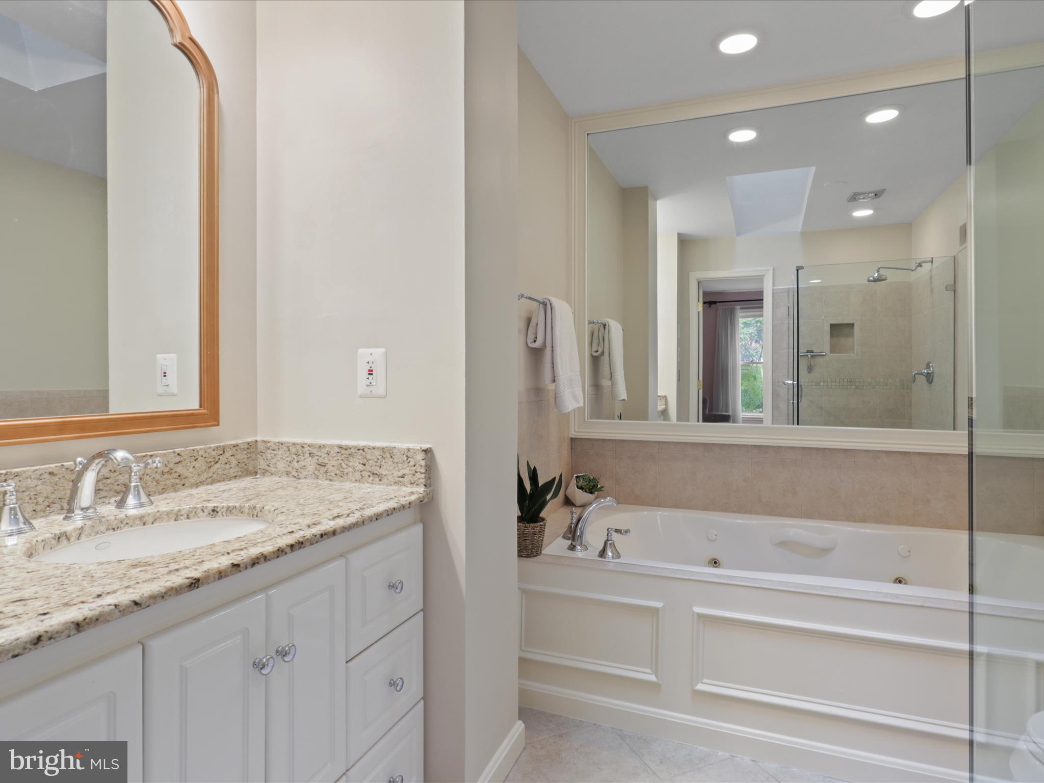 1564 McLean Commons Ct