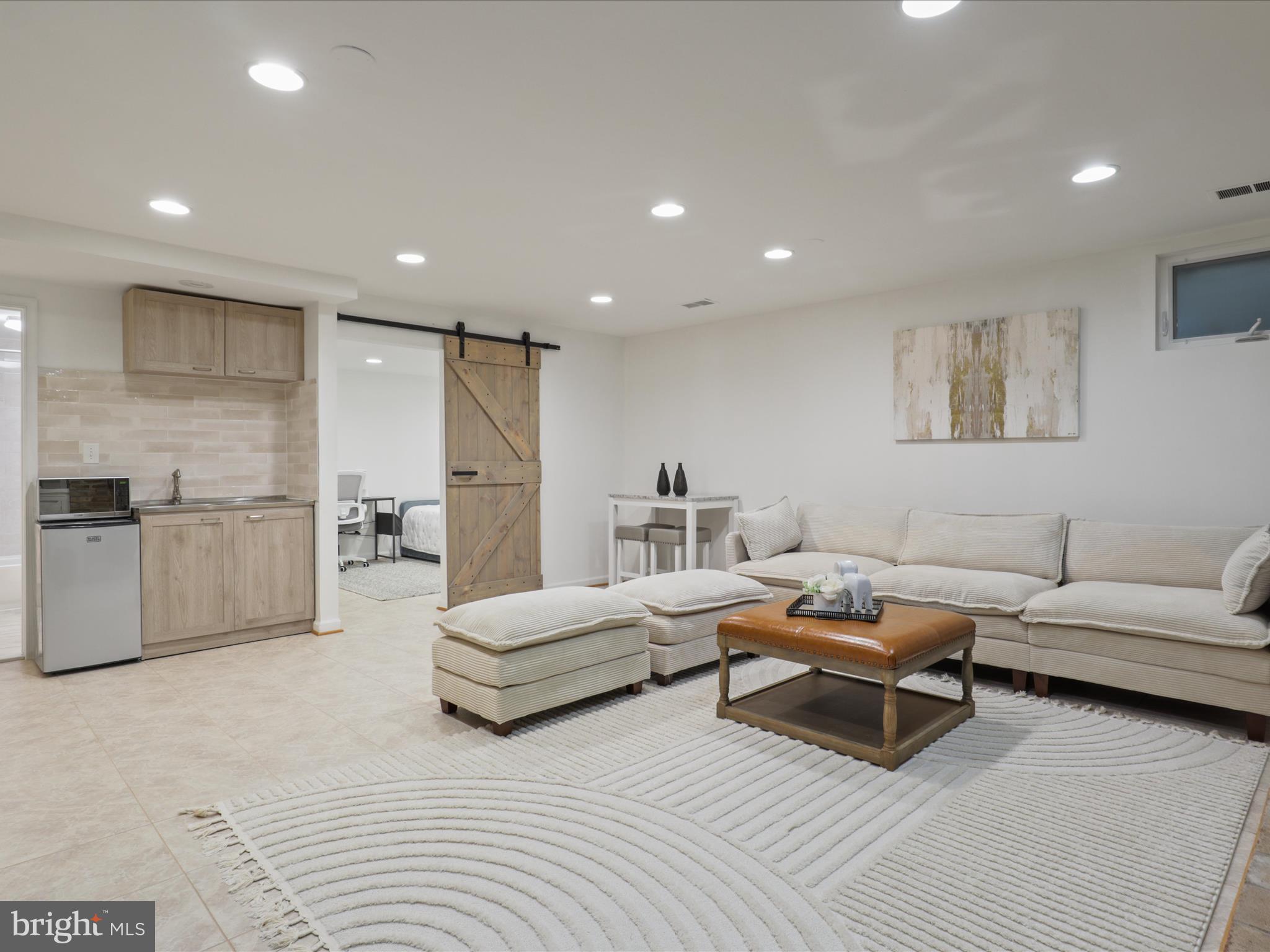 1564 McLean Commons Ct