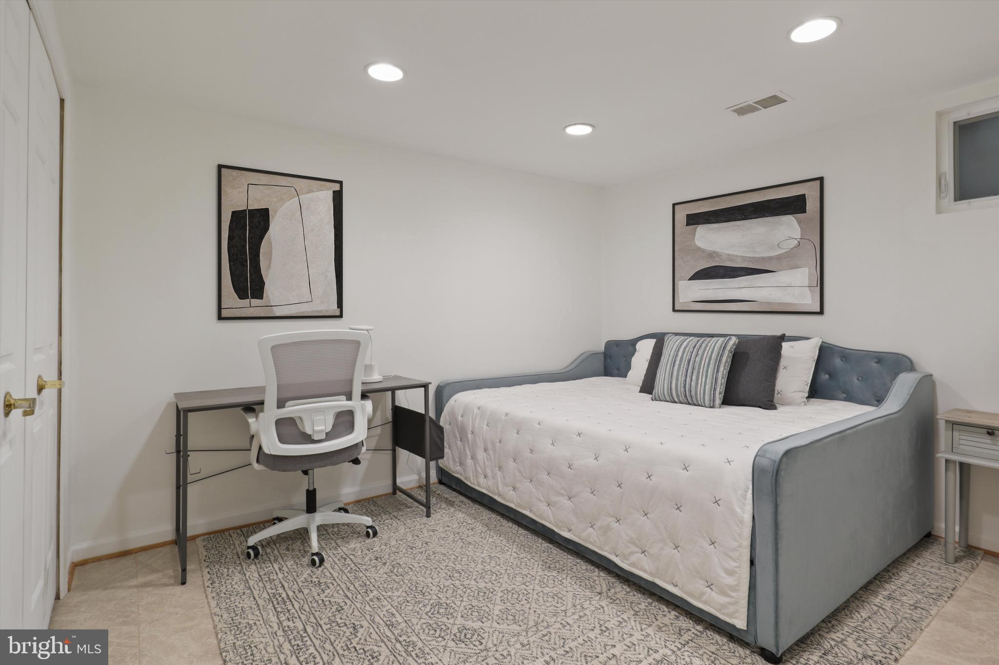 1564 McLean Commons Ct