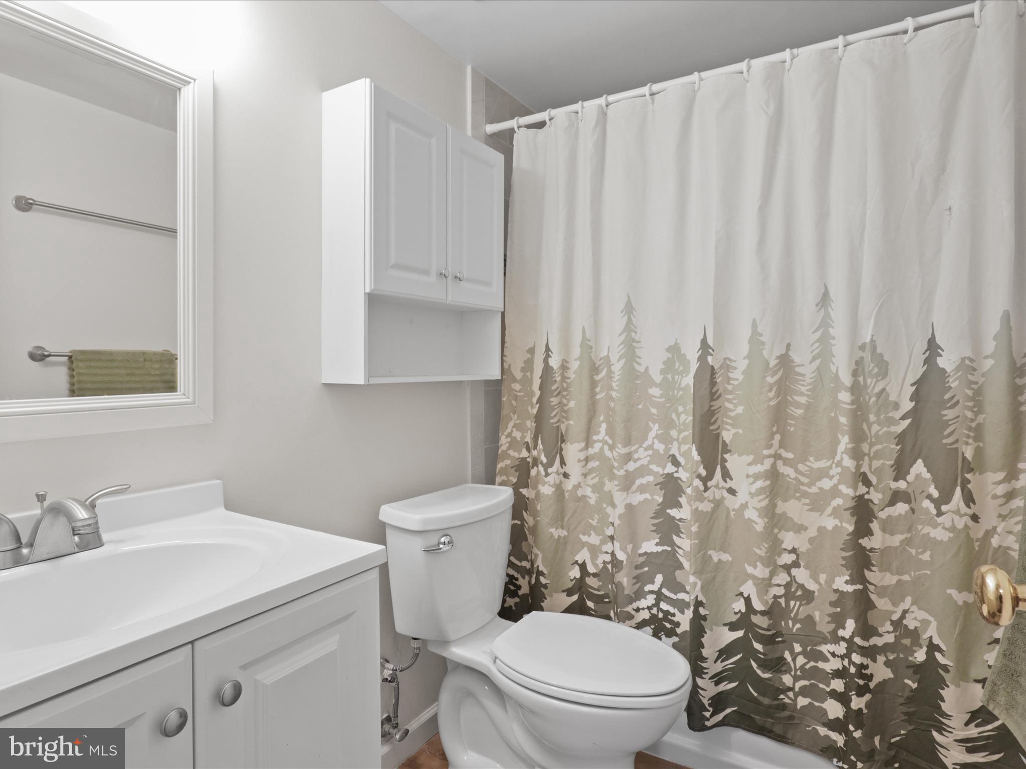 5837 COVE LANDING RD #301