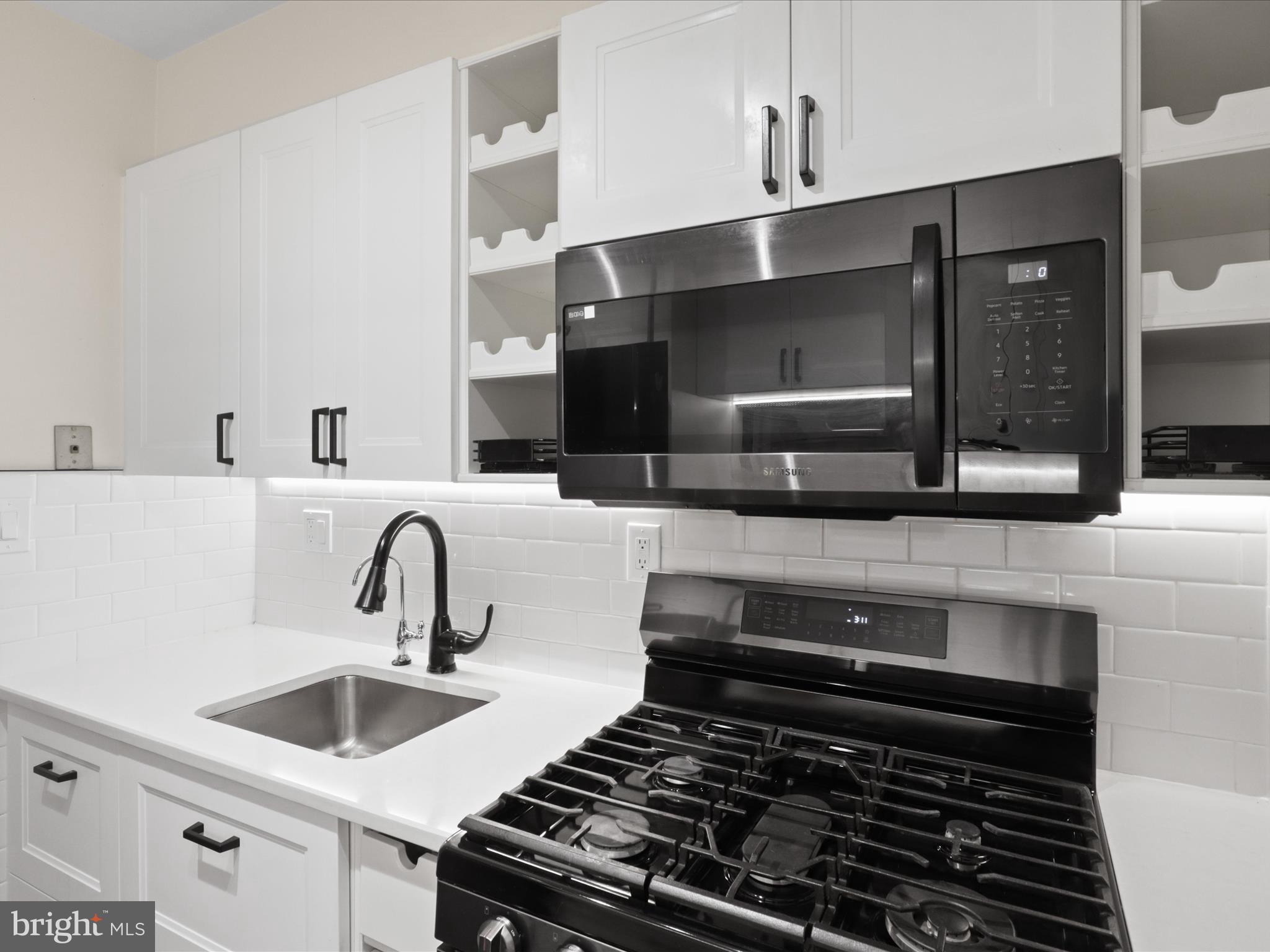 5837 COVE LANDING RD #301