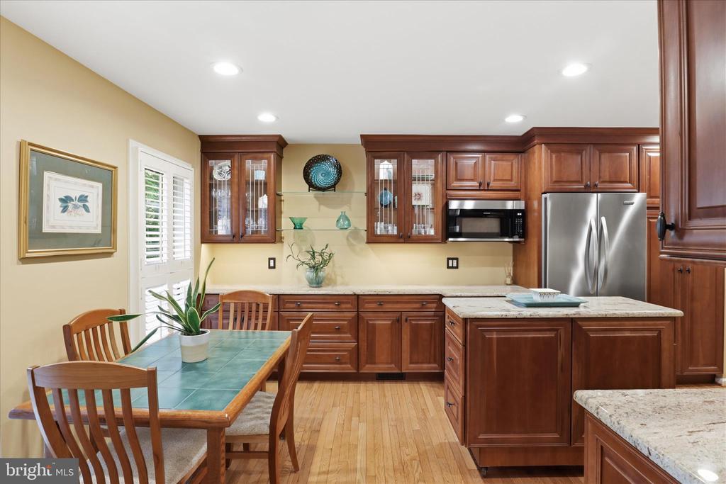7257 MCLEAN COMMONS LANE