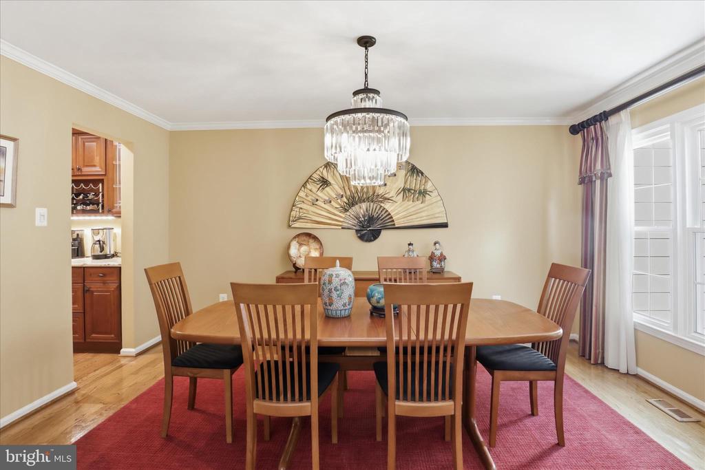 7257 MCLEAN COMMONS LANE