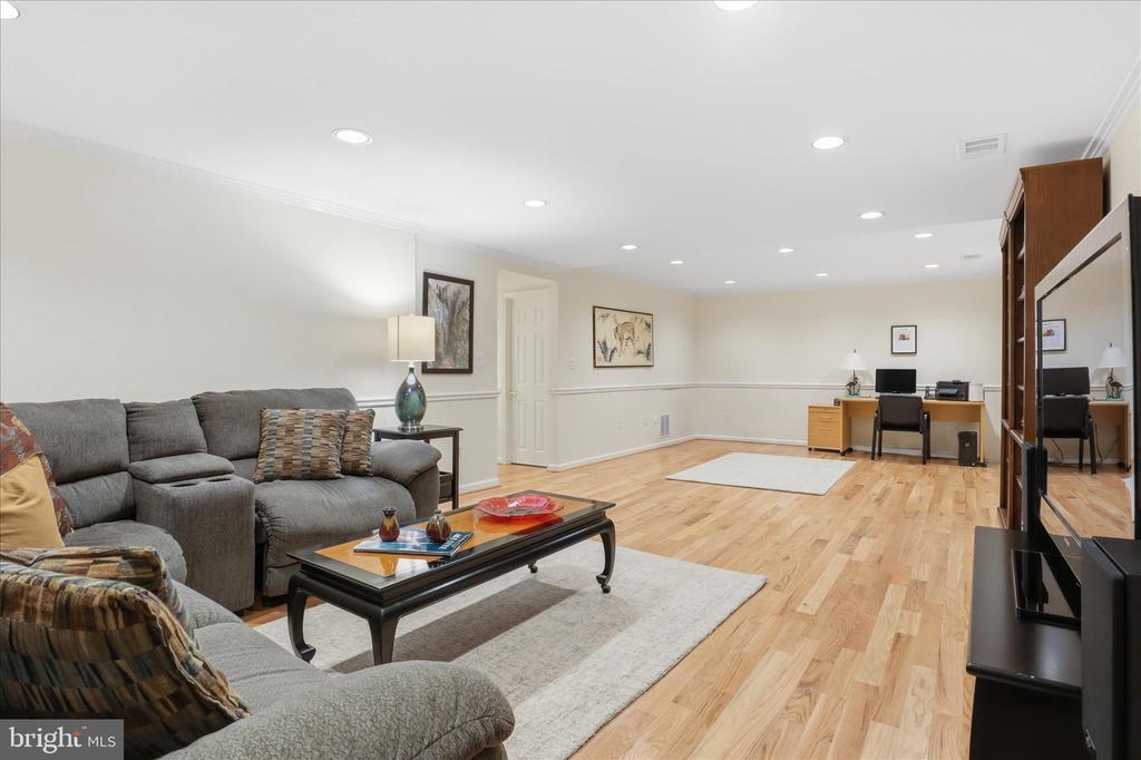 7257 MCLEAN COMMONS LANE