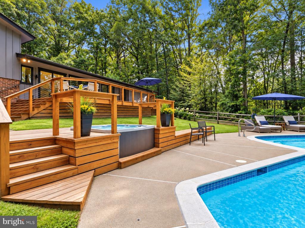 12118 BEAVER CREEK ROAD