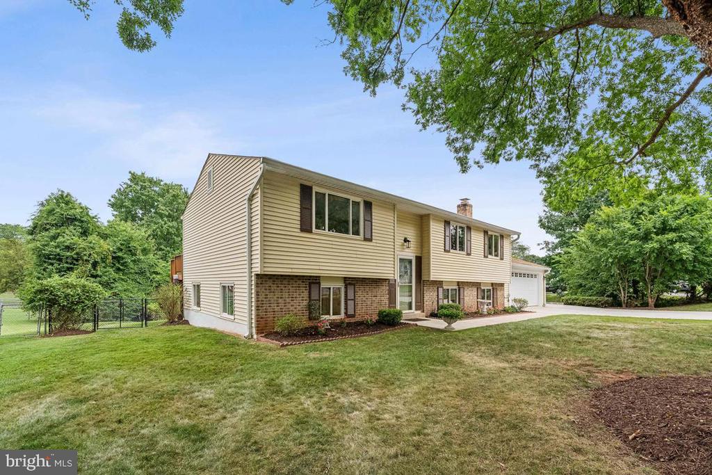 141 Magnolia Rd