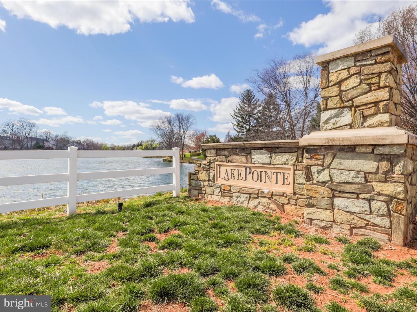 21254 Dubois Ct