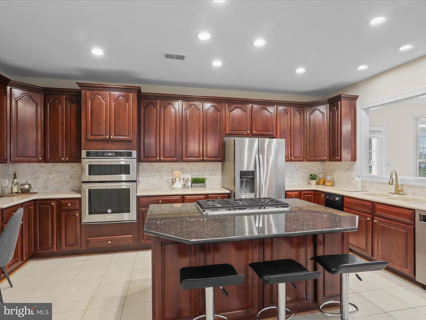 21254 Dubois Ct