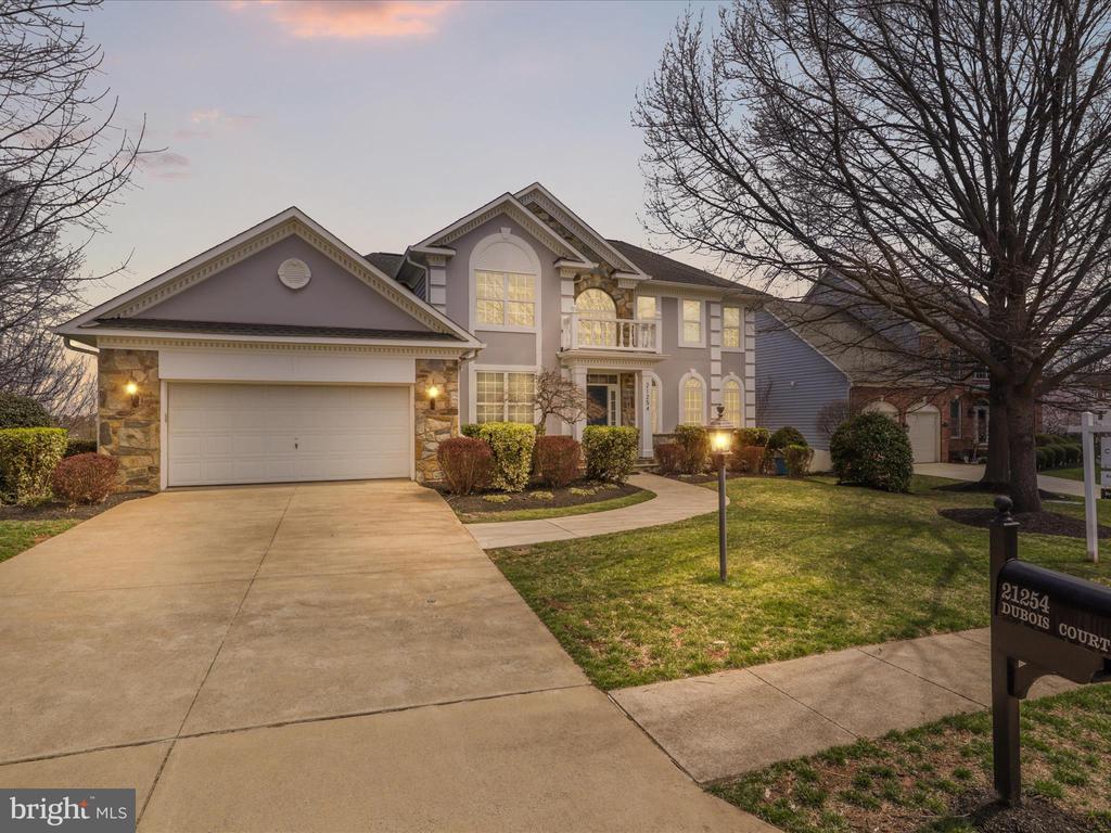 21254 Dubois Ct