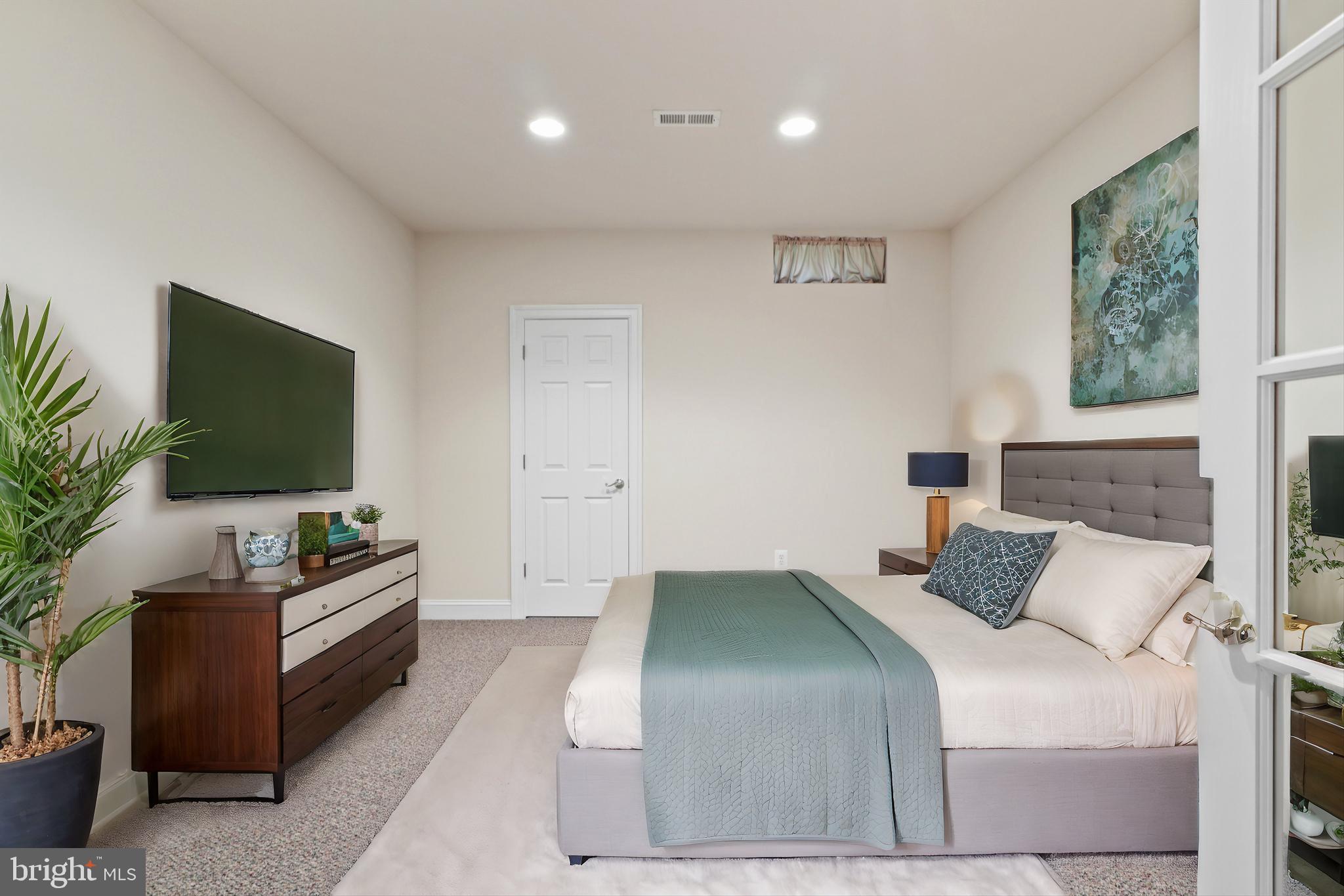 13842 Piedmont Vista Dr