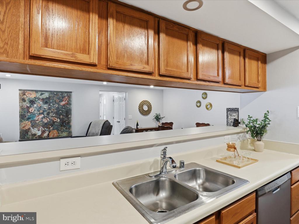 3620 SHERBROOKE CIRCLE 103