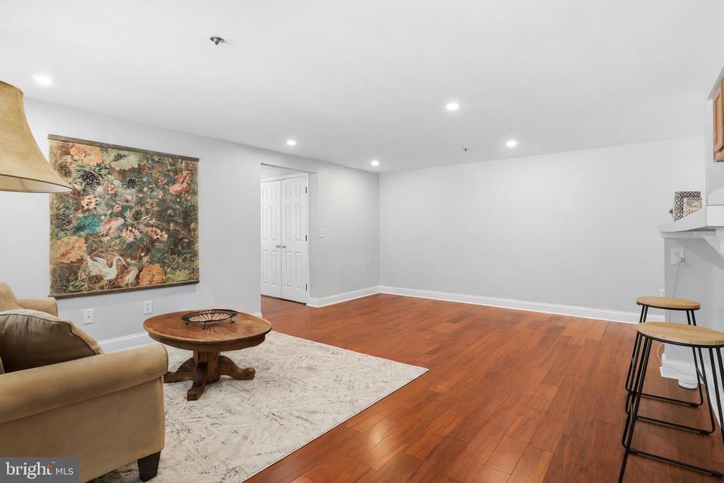 3620 SHERBROOKE CIRCLE 103