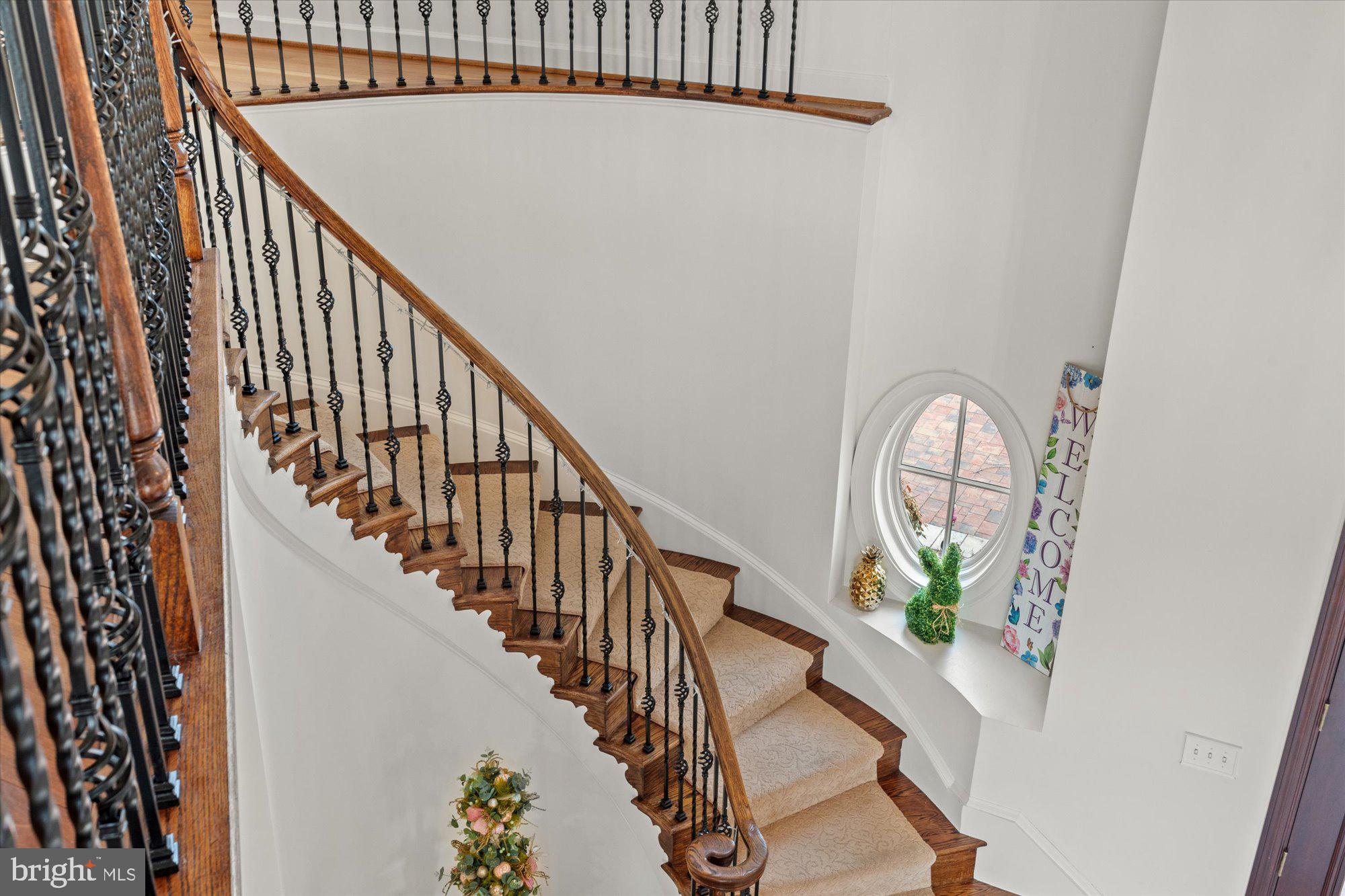 10036 LAKE OCCOQUAN DRIVE