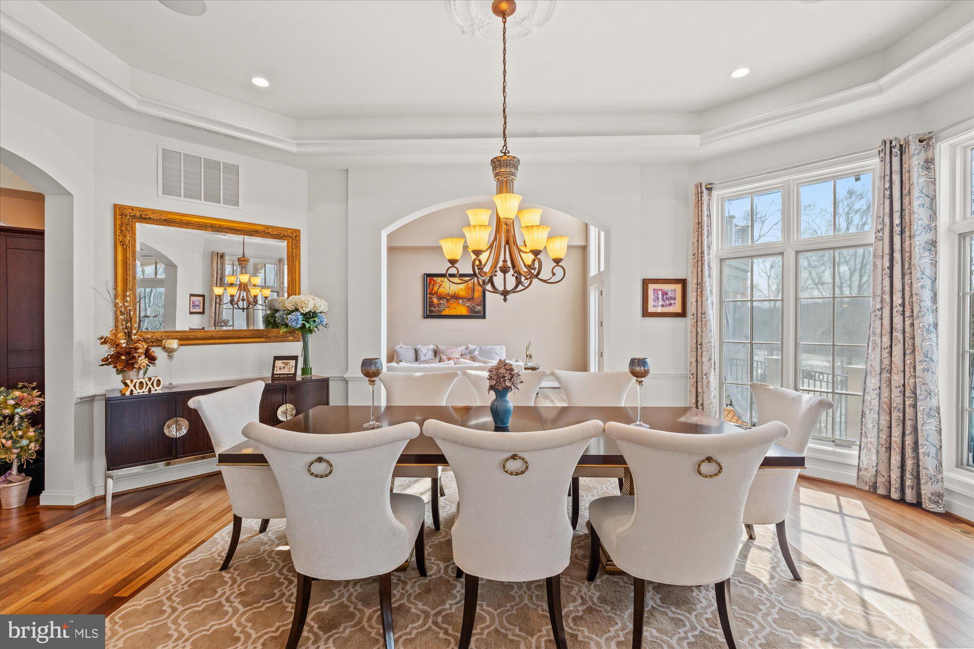 10036 LAKE OCCOQUAN DRIVE