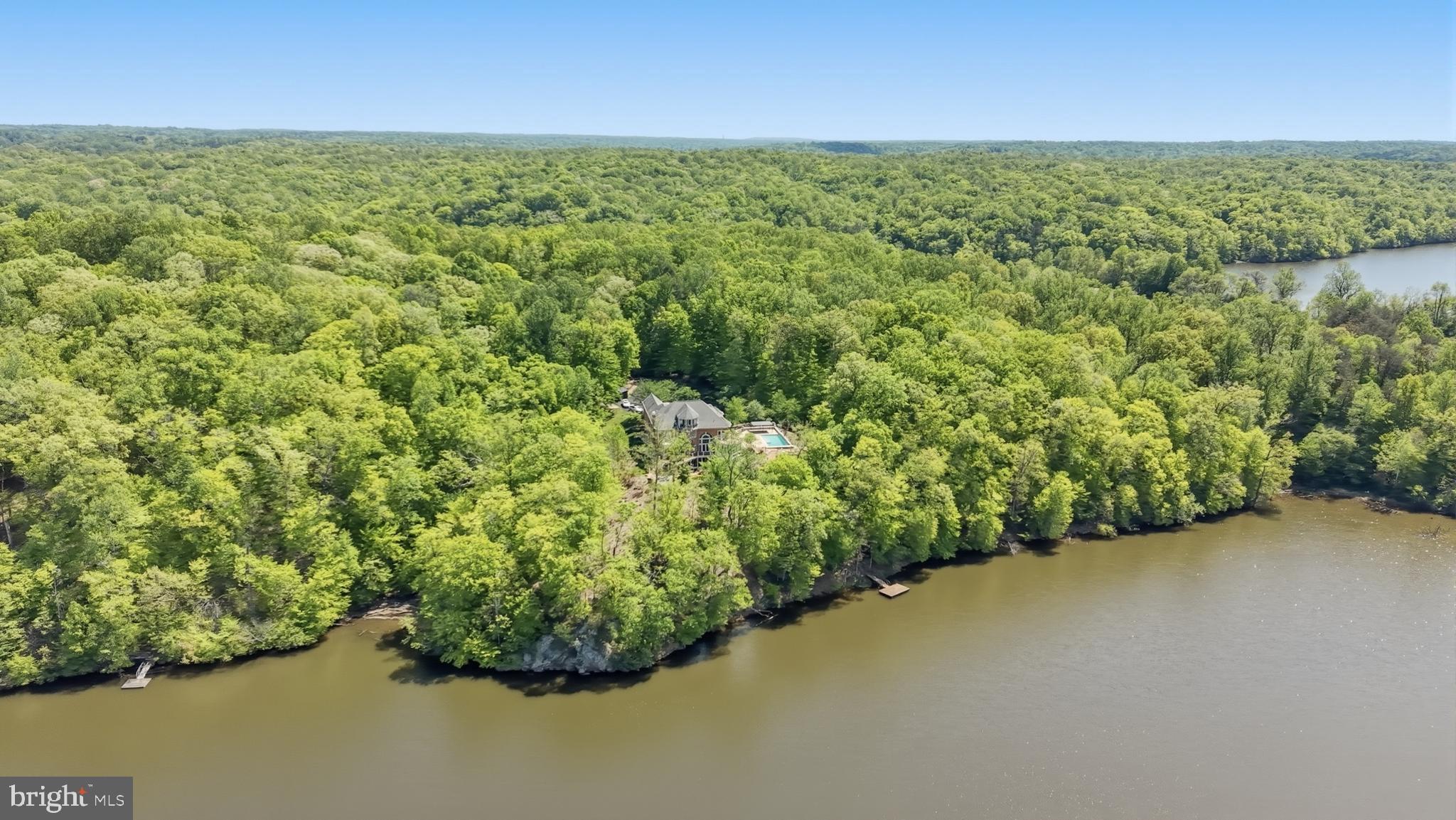10036 LAKE OCCOQUAN DRIVE