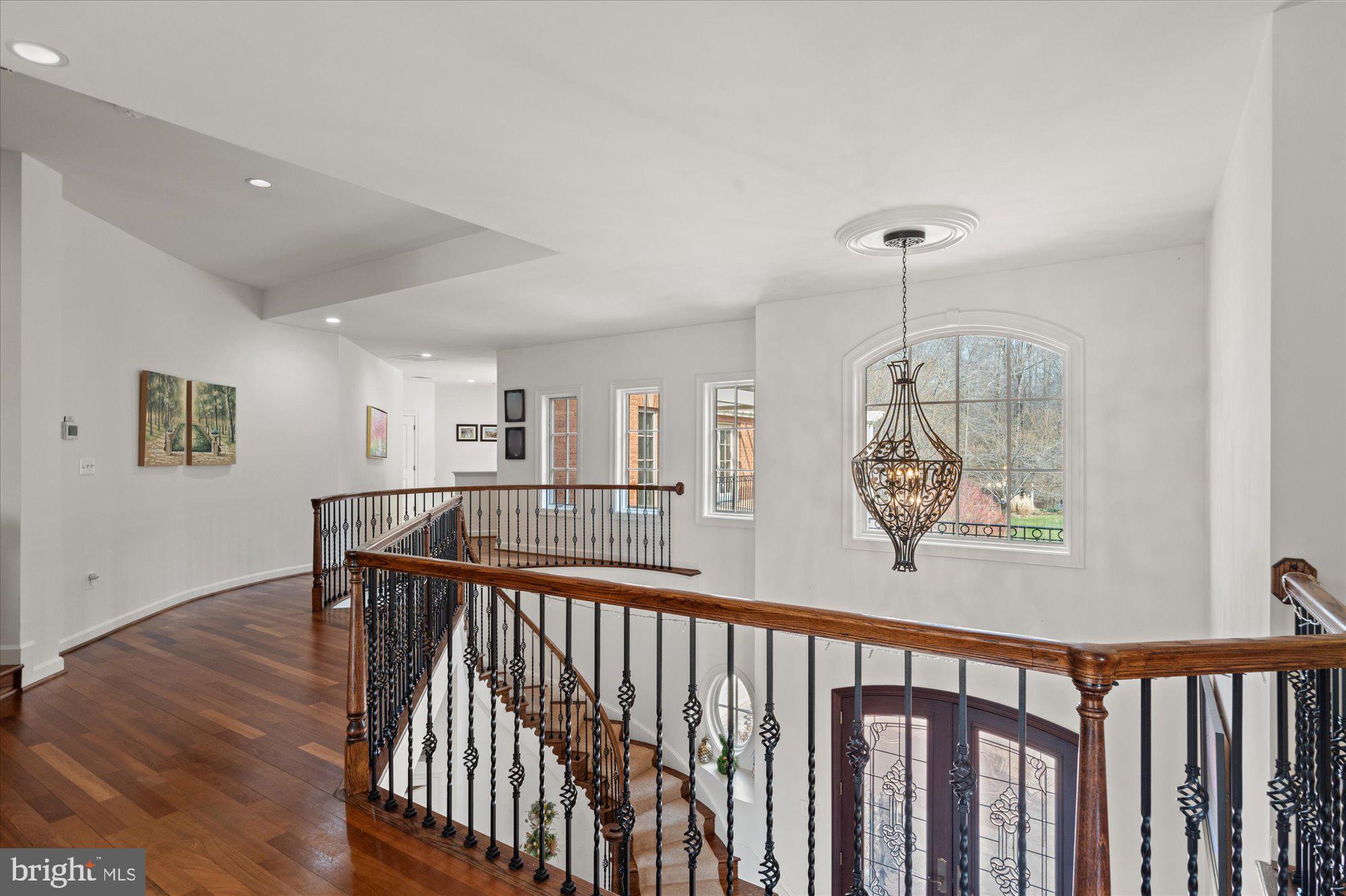 10036 LAKE OCCOQUAN DRIVE