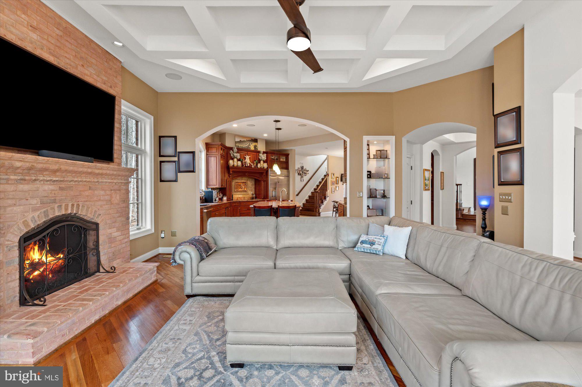 10036 LAKE OCCOQUAN DRIVE