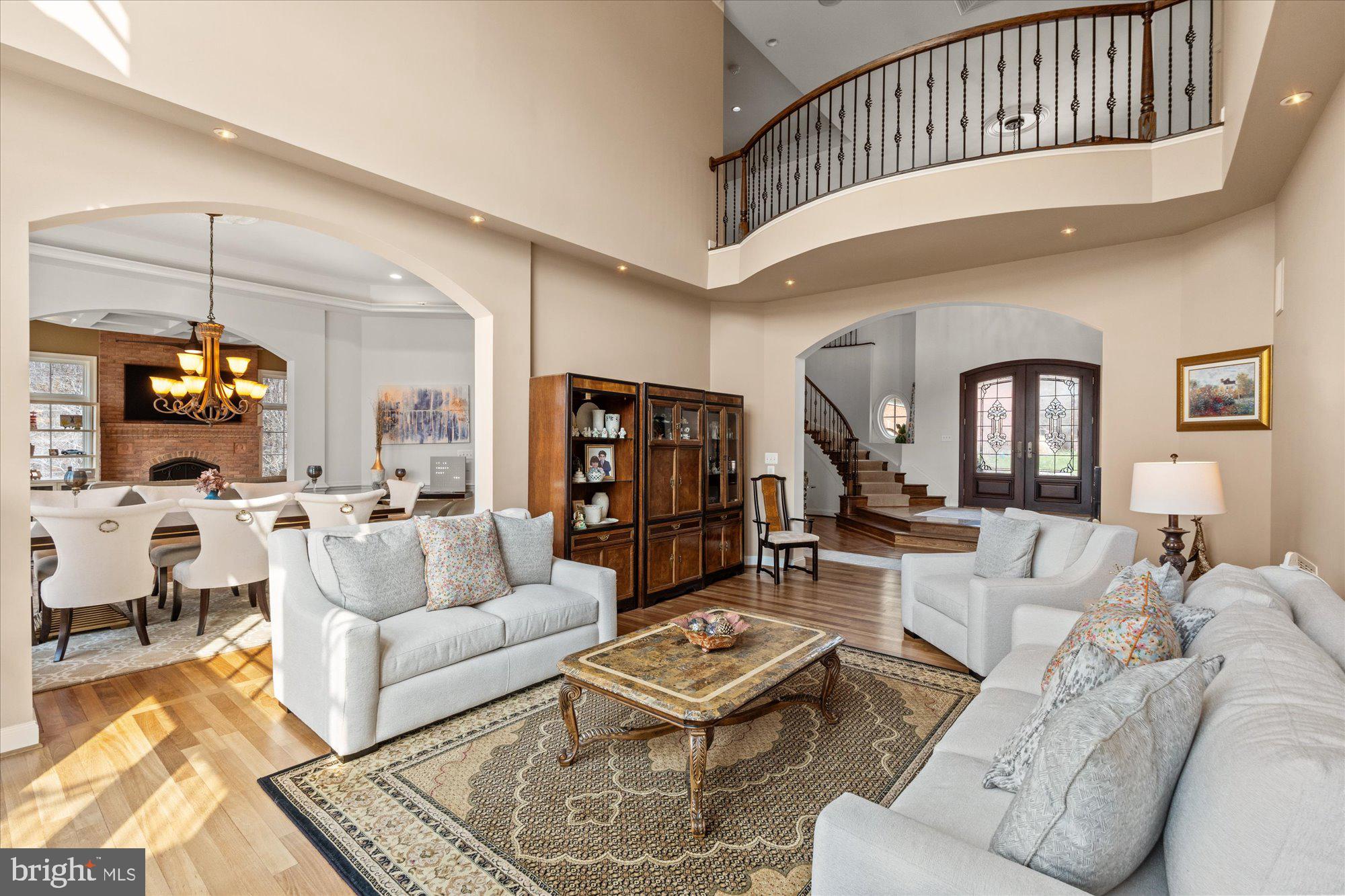 10036 LAKE OCCOQUAN DRIVE