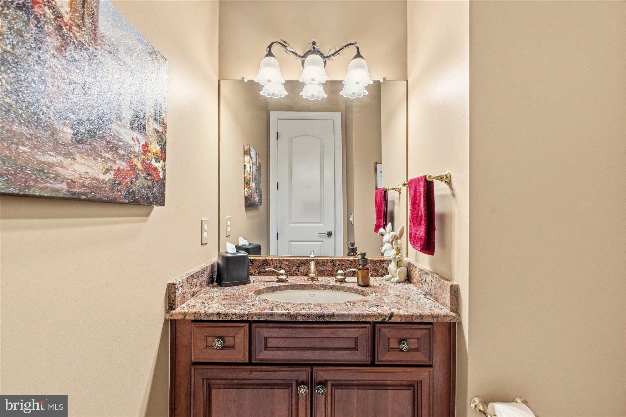 10036 LAKE OCCOQUAN DRIVE