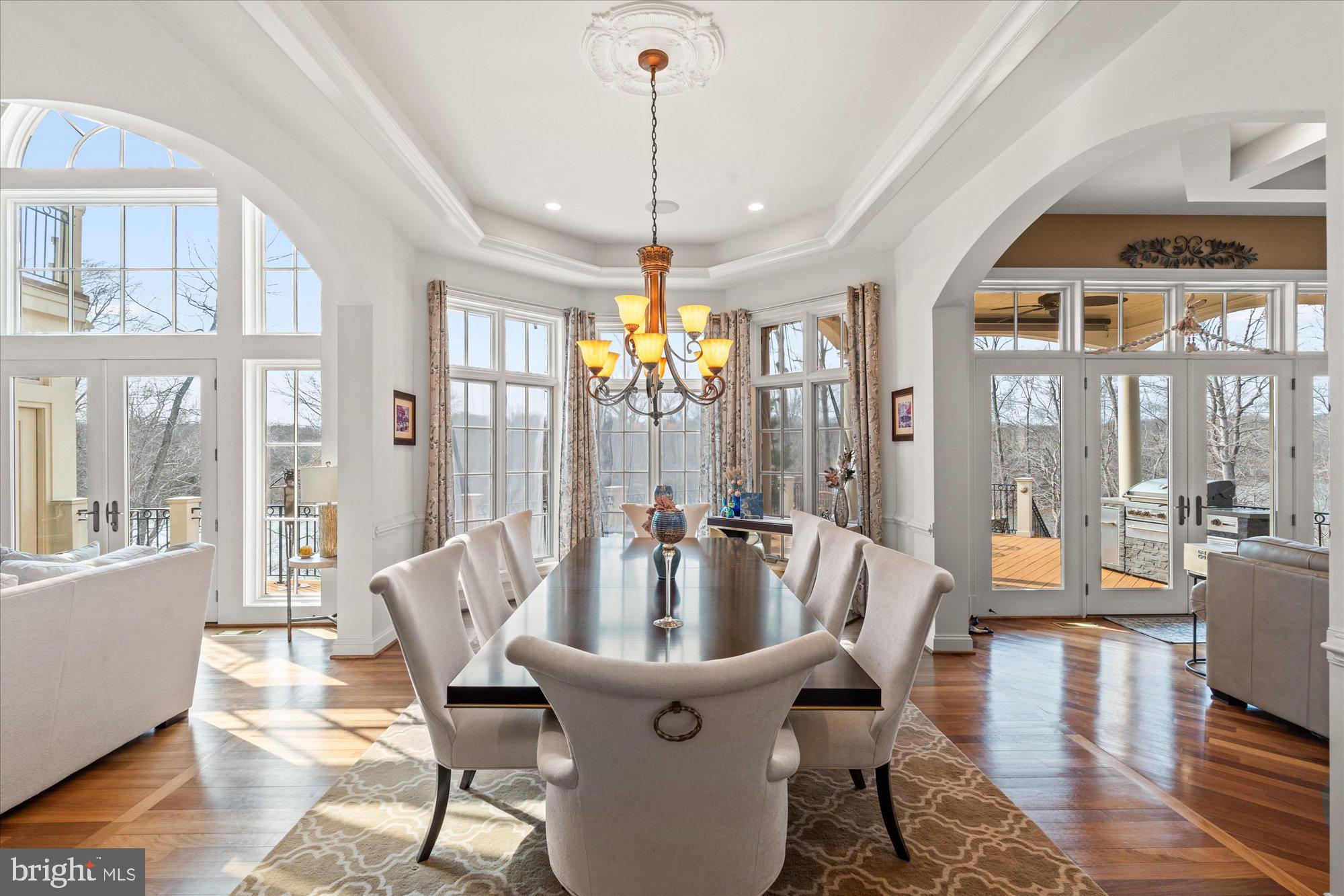 10036 LAKE OCCOQUAN DRIVE