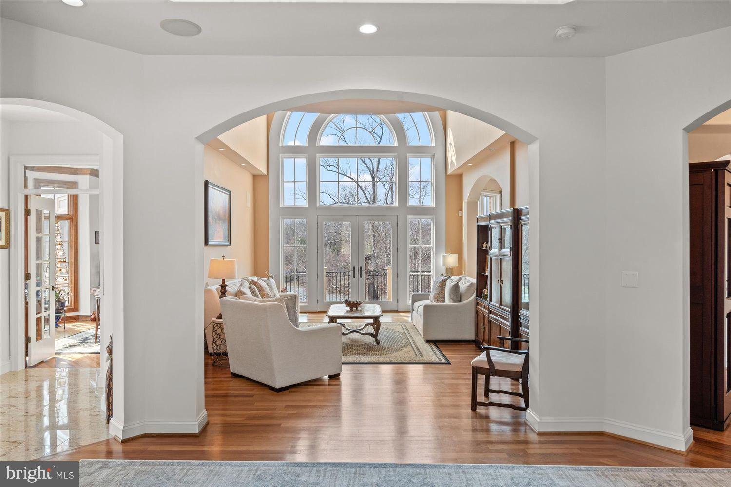 10036 LAKE OCCOQUAN DRIVE