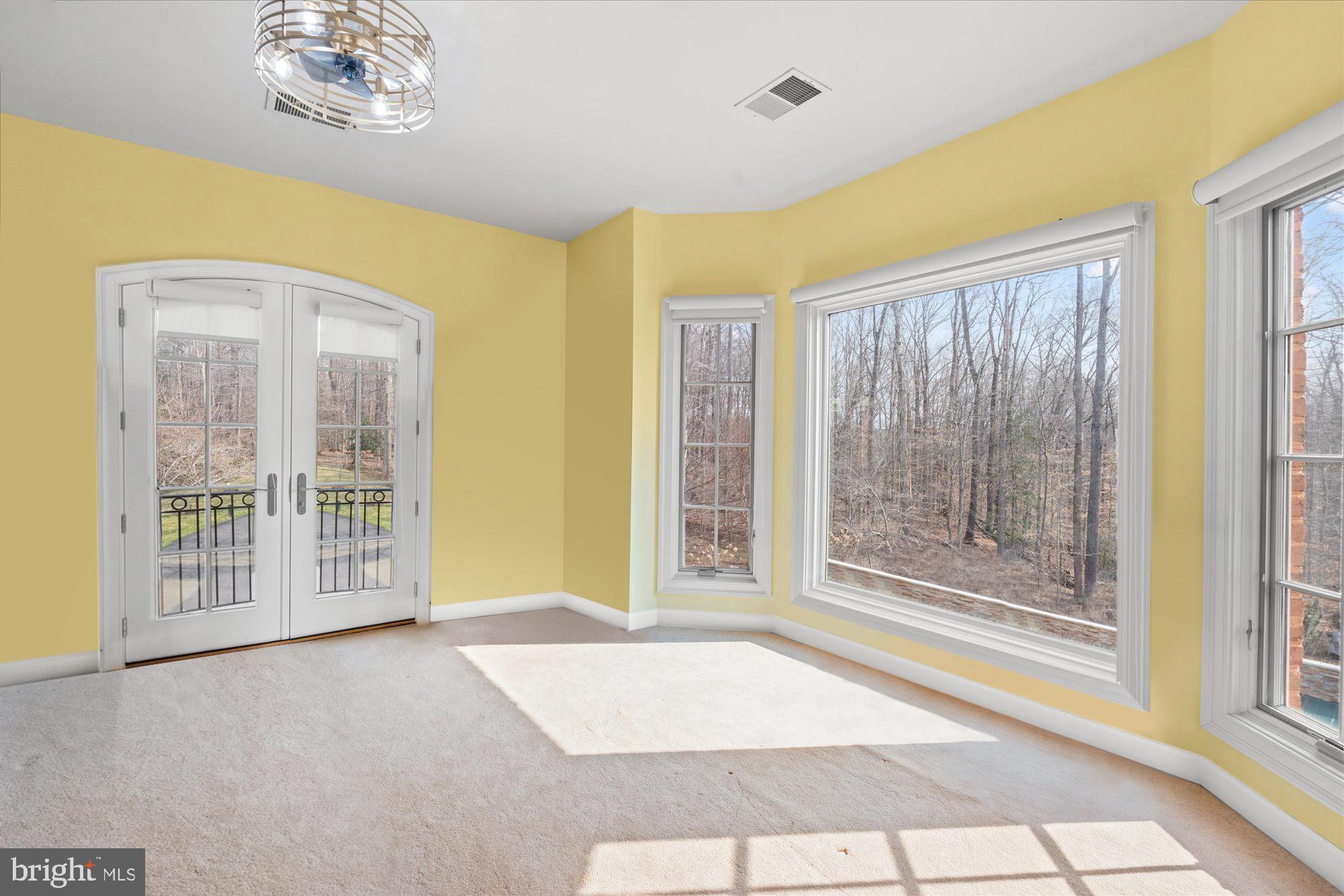 10036 LAKE OCCOQUAN DRIVE