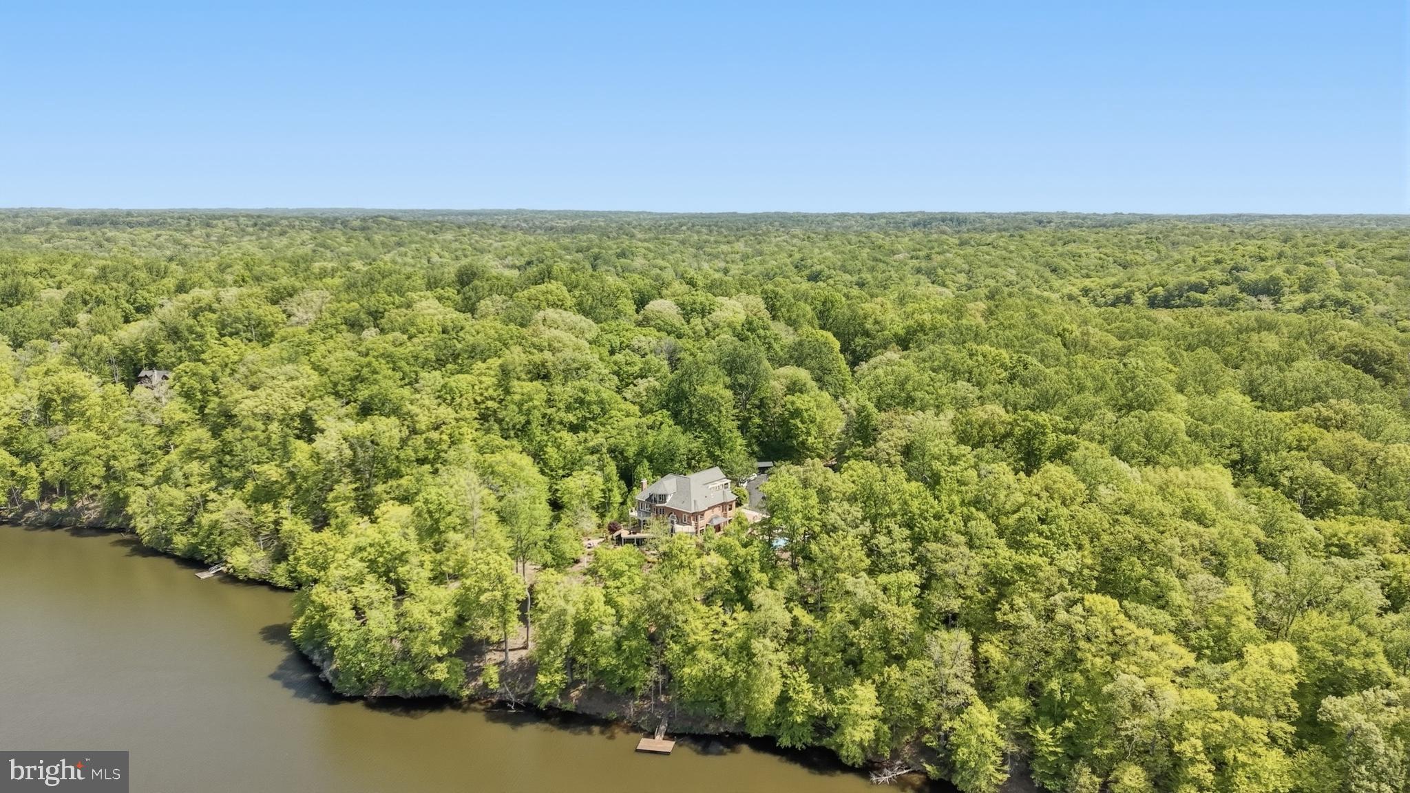 10036 LAKE OCCOQUAN DRIVE