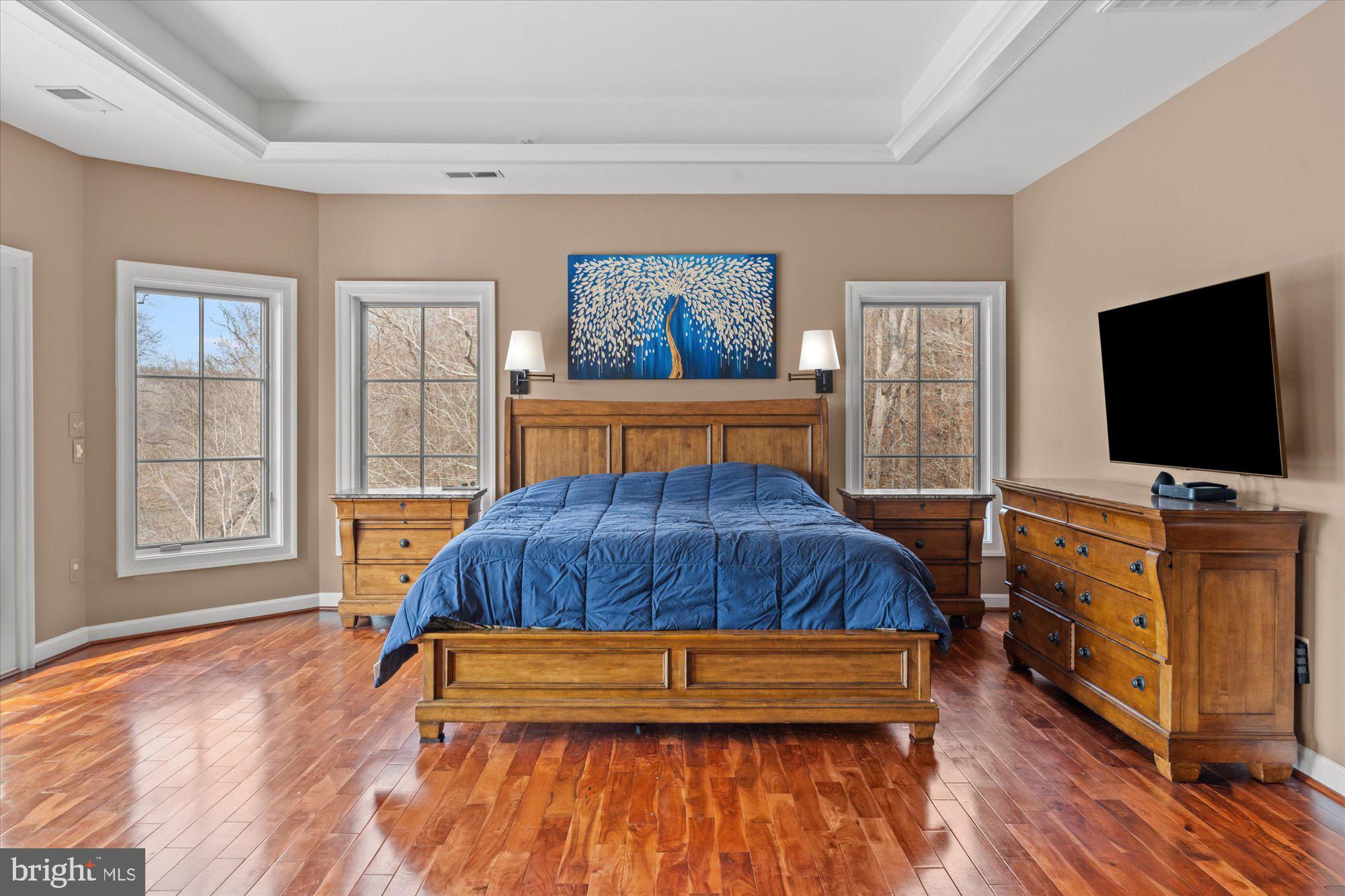 10036 LAKE OCCOQUAN DRIVE