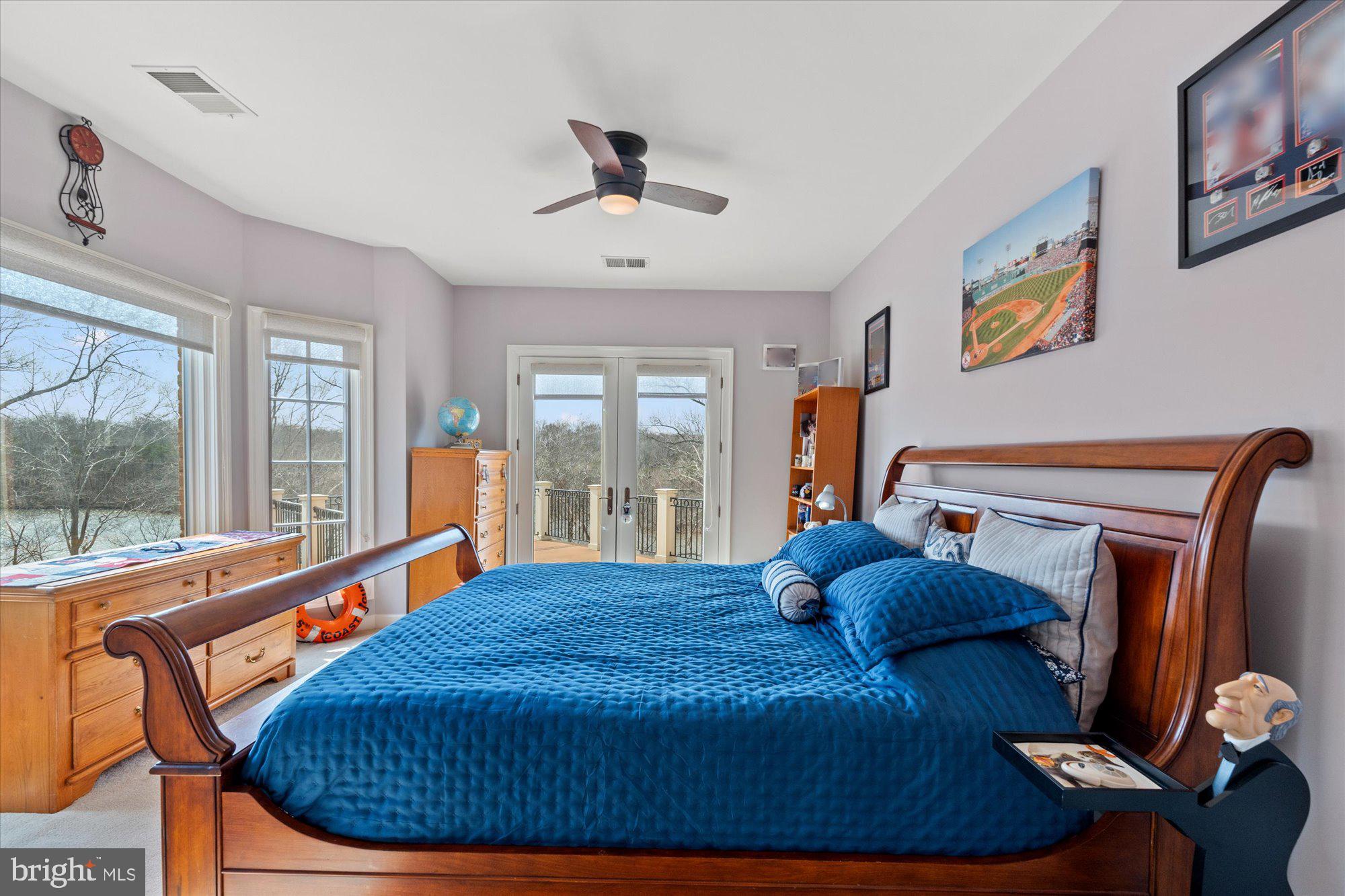 10036 LAKE OCCOQUAN DRIVE