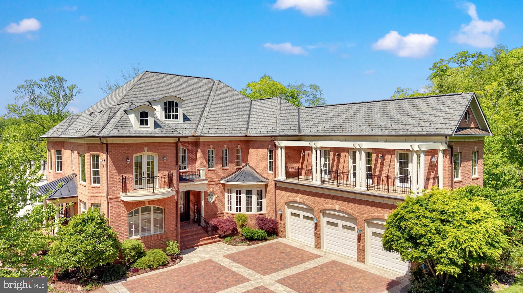 10036 LAKE OCCOQUAN DRIVE