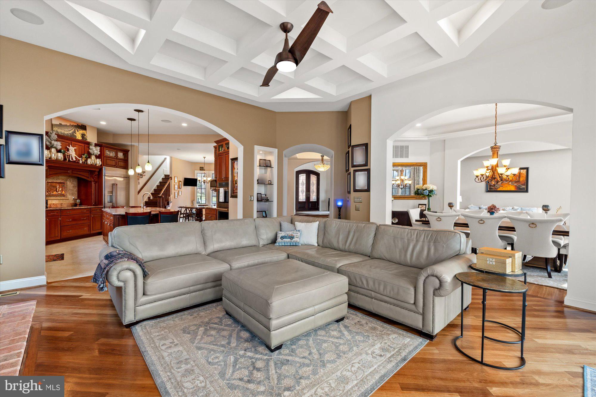 10036 LAKE OCCOQUAN DRIVE