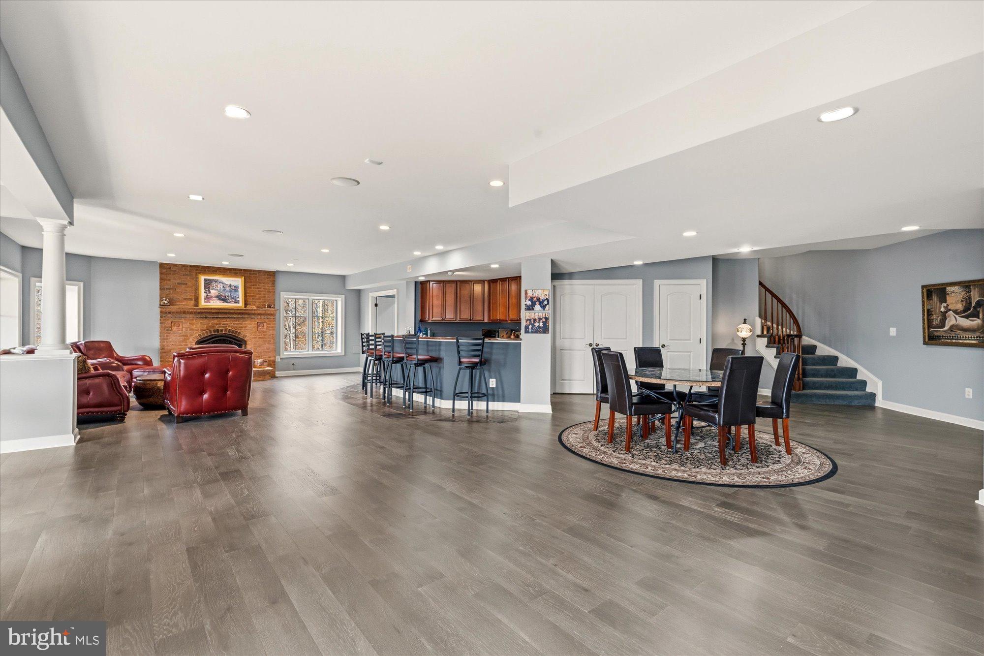 10036 LAKE OCCOQUAN DRIVE