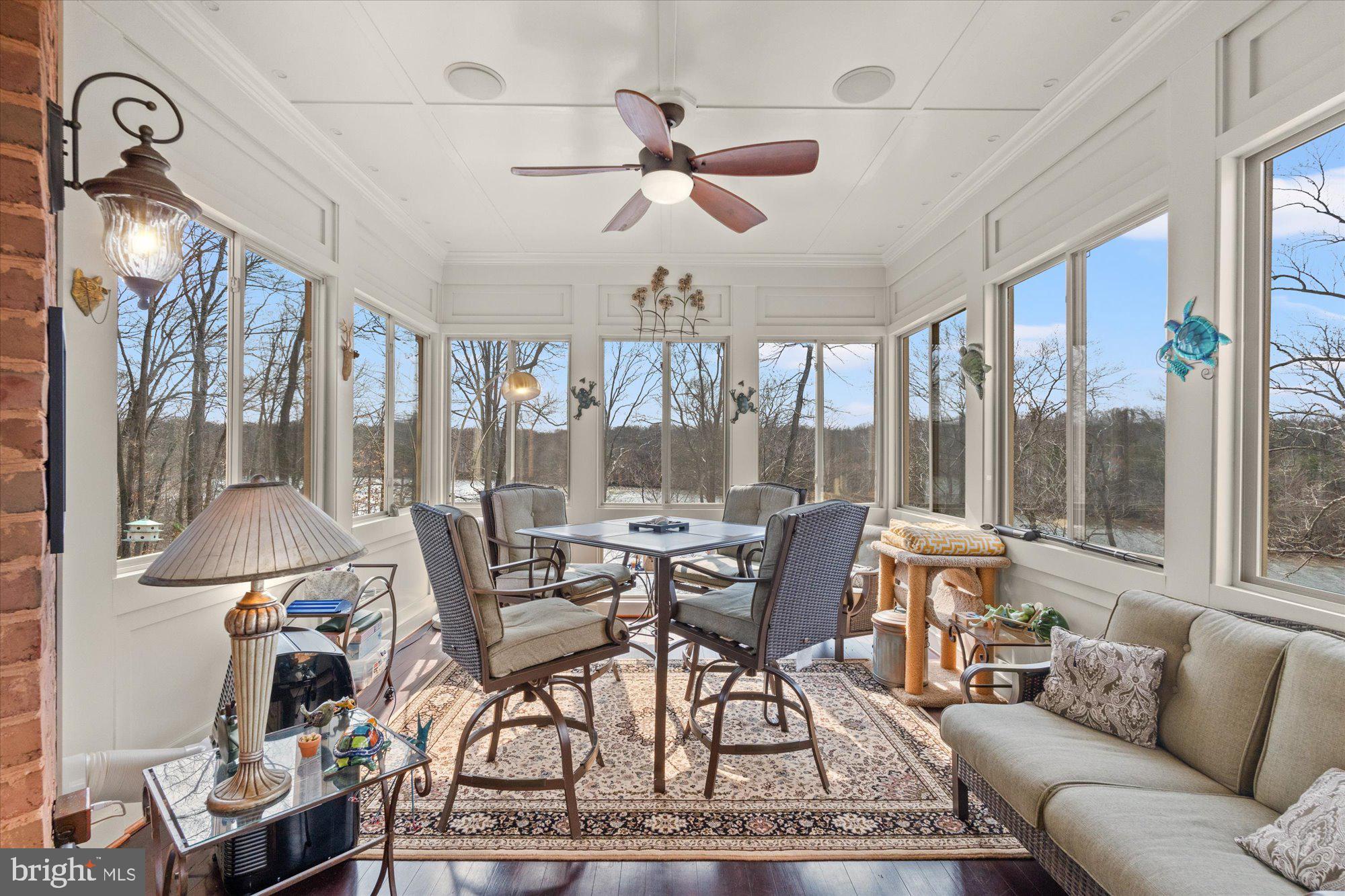 10036 LAKE OCCOQUAN DRIVE