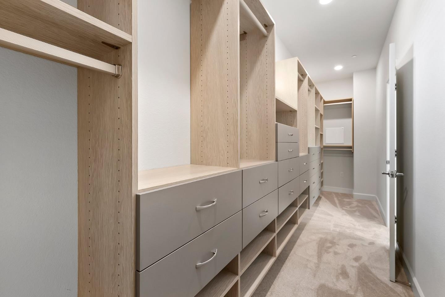 626 Autumn Meadow DR