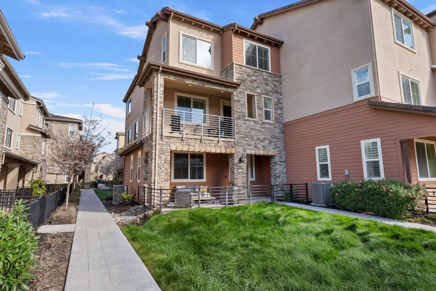 626 Autumn Meadow DR